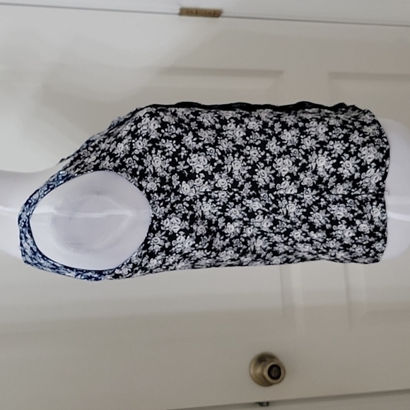 Skies are Blue Size XSP Black Blue Sleeveless Blouse, Exc. Used Condition - Picture 5 of 11